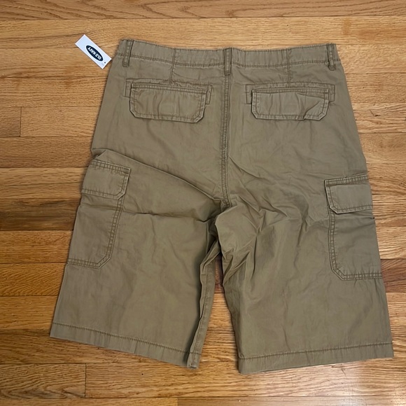 Old Navy 18 Husky Cargo Shorts NWT - Picture 6 of 6